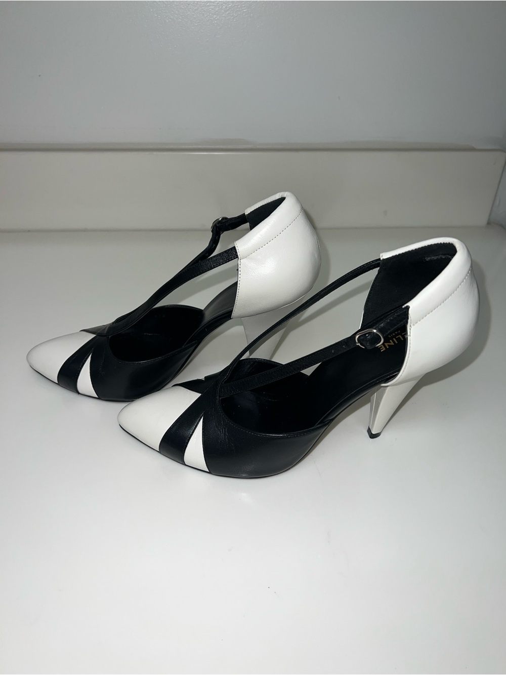 Celine Two-Tone Black and White Pointed Leather Heels - Picture 2 of 6